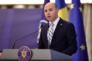 Alexandru Muraru: ”Asaltul instituţiilor asupra PNL se va intensifica până la Congresul de duminică”